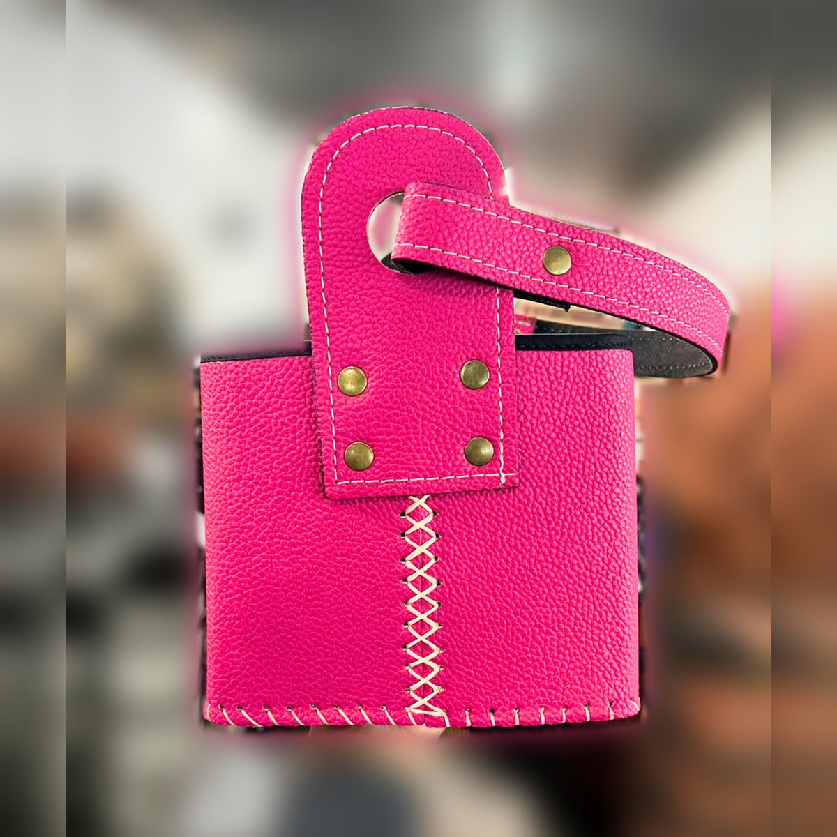 Canasta Fucsia Graneada, Cuero no animal · fucsia