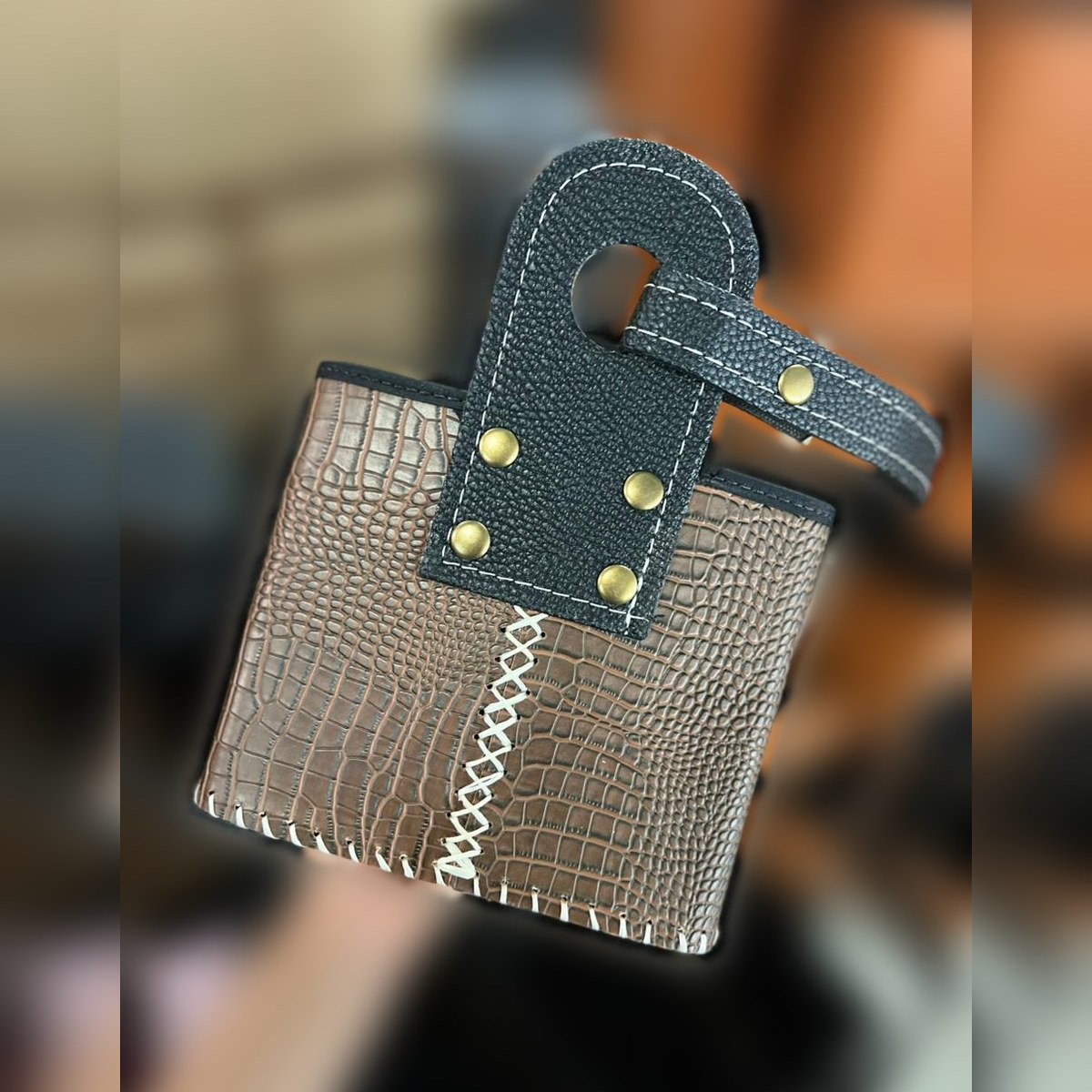 Canasta Línea Croco Taupe, Cuero no animal · símil croco