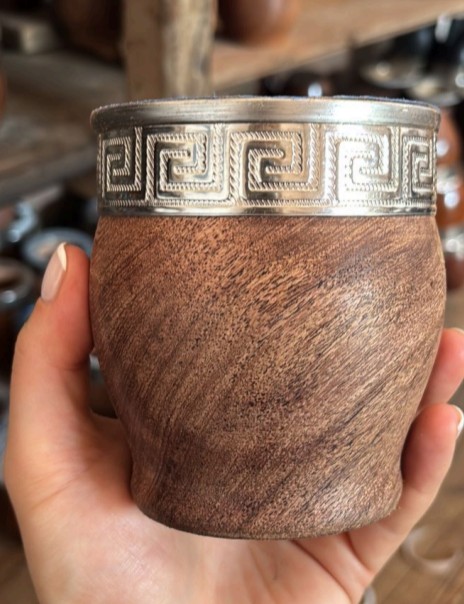 Mate Imperial Madera, algarrobo laqueado, fleje y virola de acero, ángulo 2