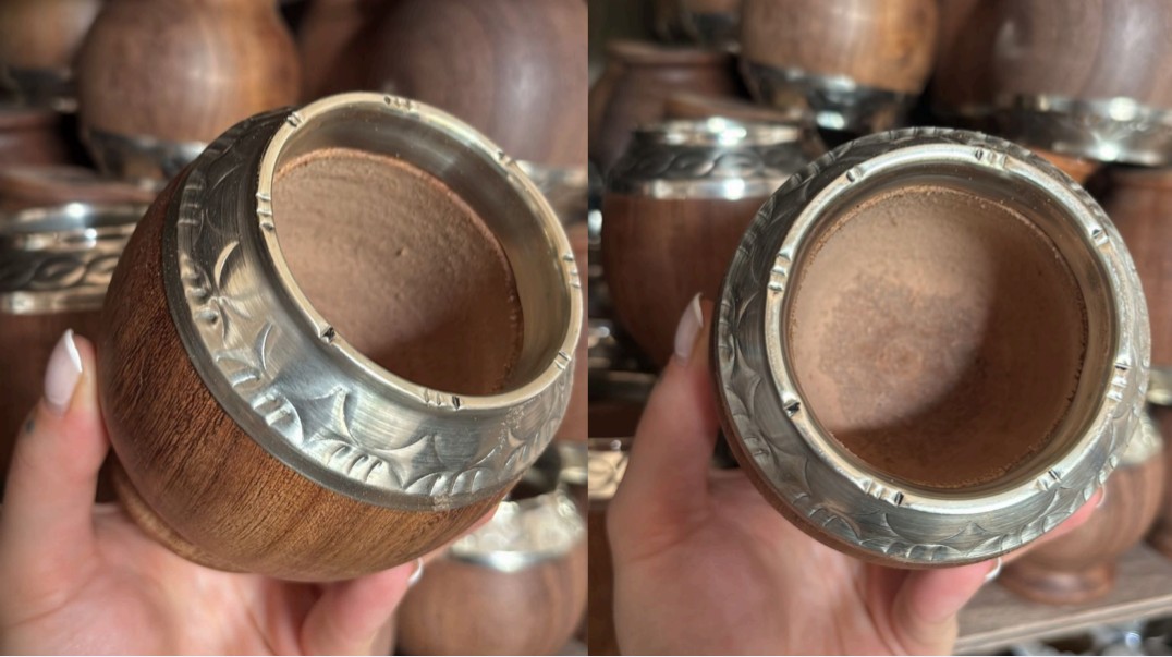 Mate Torpedo Madera, alpaca, virola cincelada, ángulo 2