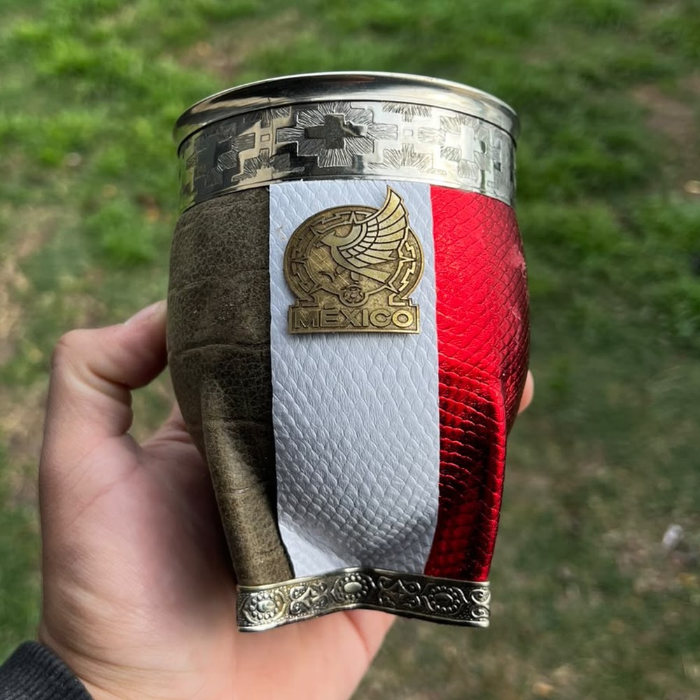 Mate Imperial Países, banderas, virola y base de alpaca, ángulo 3